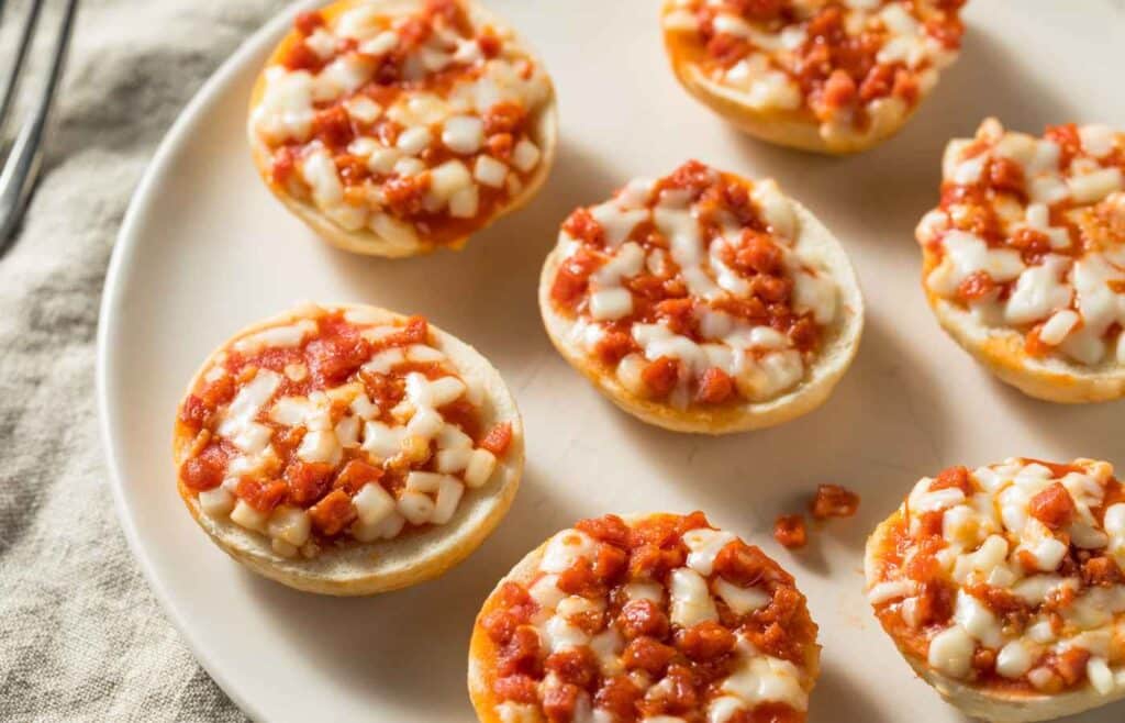 mini english muffin pizzas